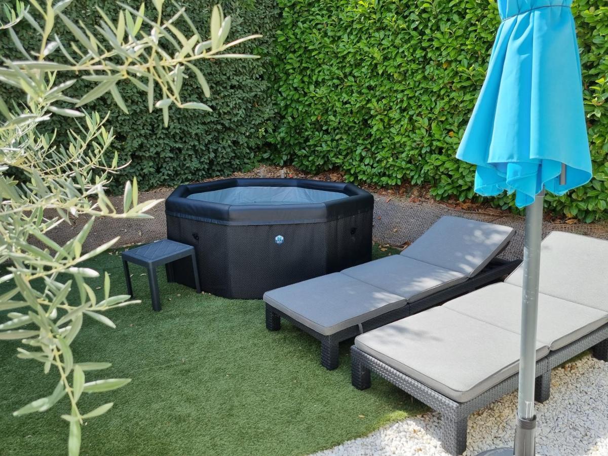 Petit nid douillet en Luberon avec spa Ansouis Extérieur photo